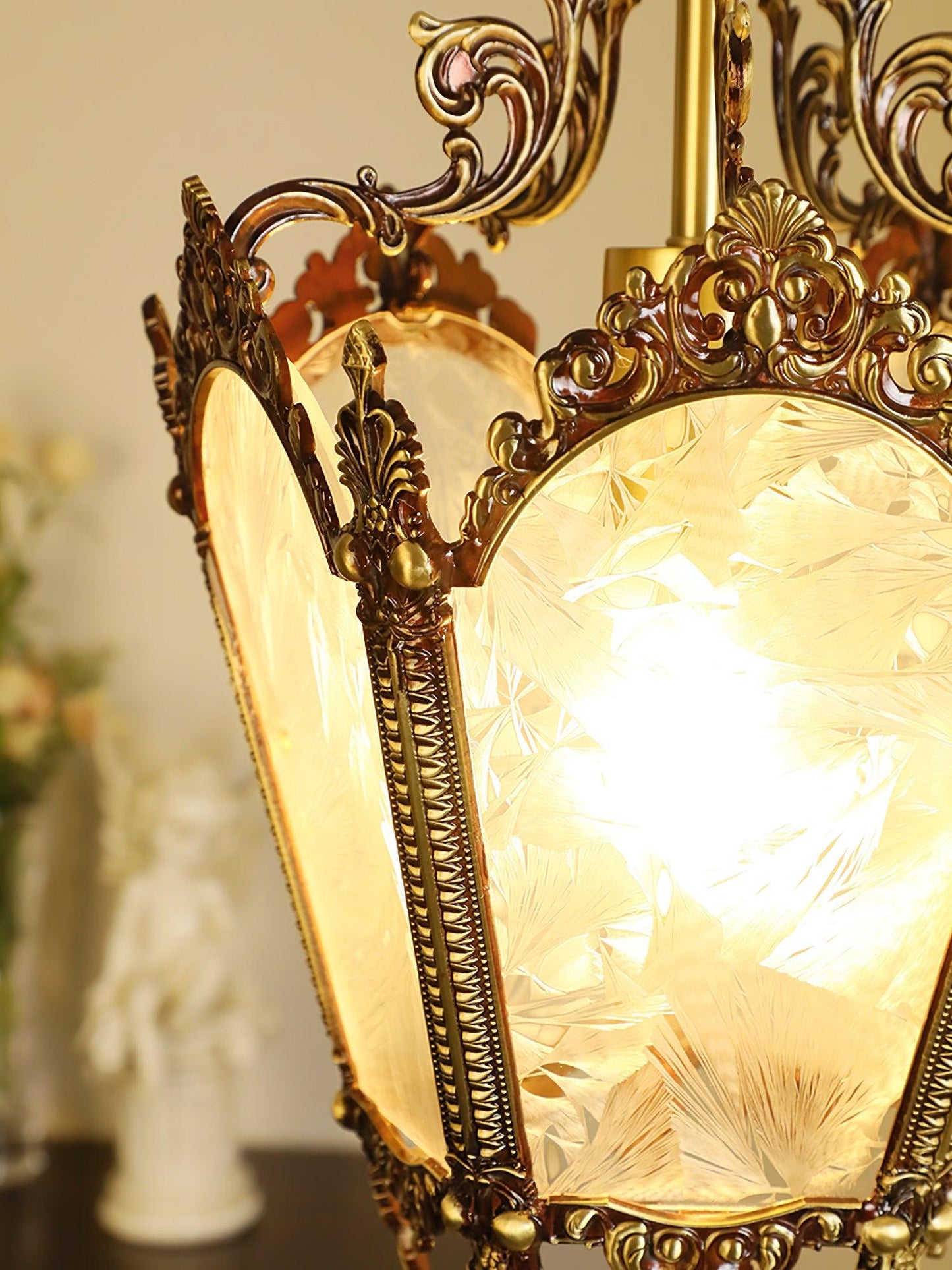 Antique Empire Pendant Lamp - Vintage Design, Adjustable Height