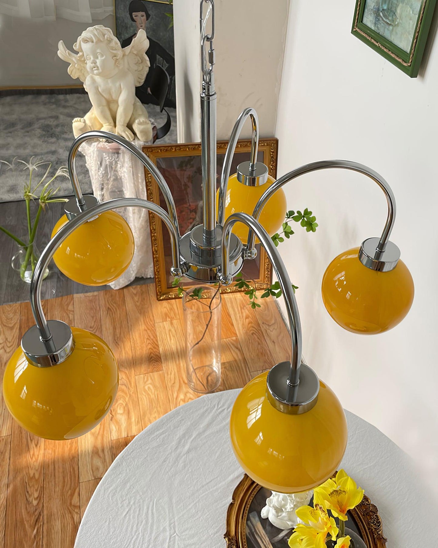 Loa Chandeliers - Elegant Lighting Fixture with Adjustable Brightness