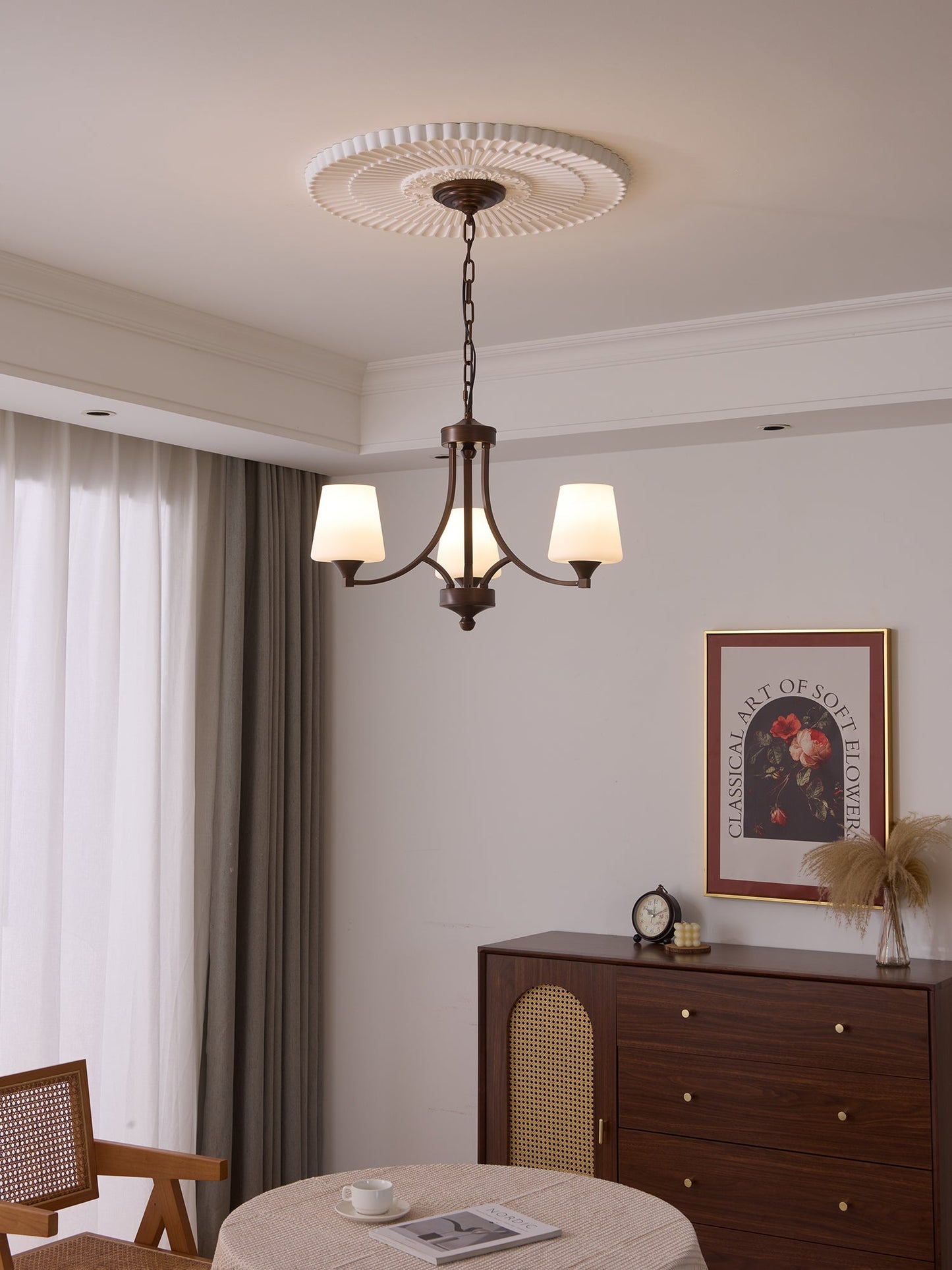 Ardena Classic Chandelier - Elegant Design with Crystal Accents