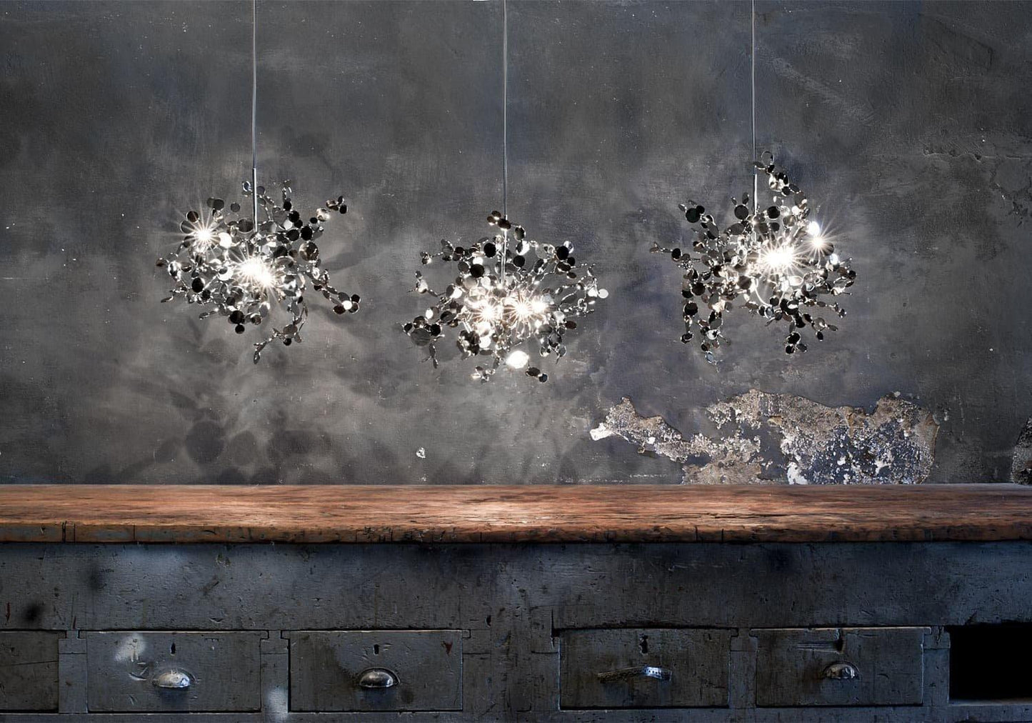 Luminex Pendant Lamp - Adjustable Height, Energy-Efficient LED Lightin