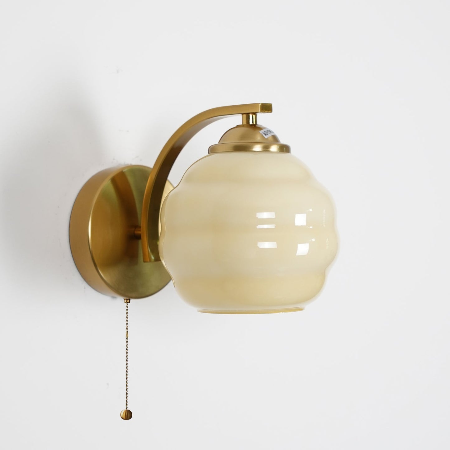Gatsby Wall Lamp - Adjustable Brightness & Modern Design