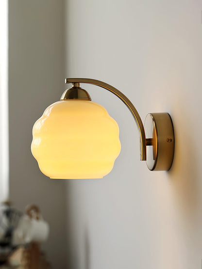 Art Deco Plug-in Wall Lamp with Adjustable Brightness & Modern Design