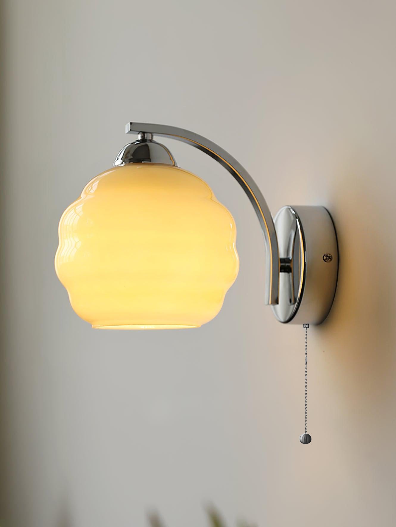 Gatsby Wall Lamp - Adjustable Brightness & Modern Design