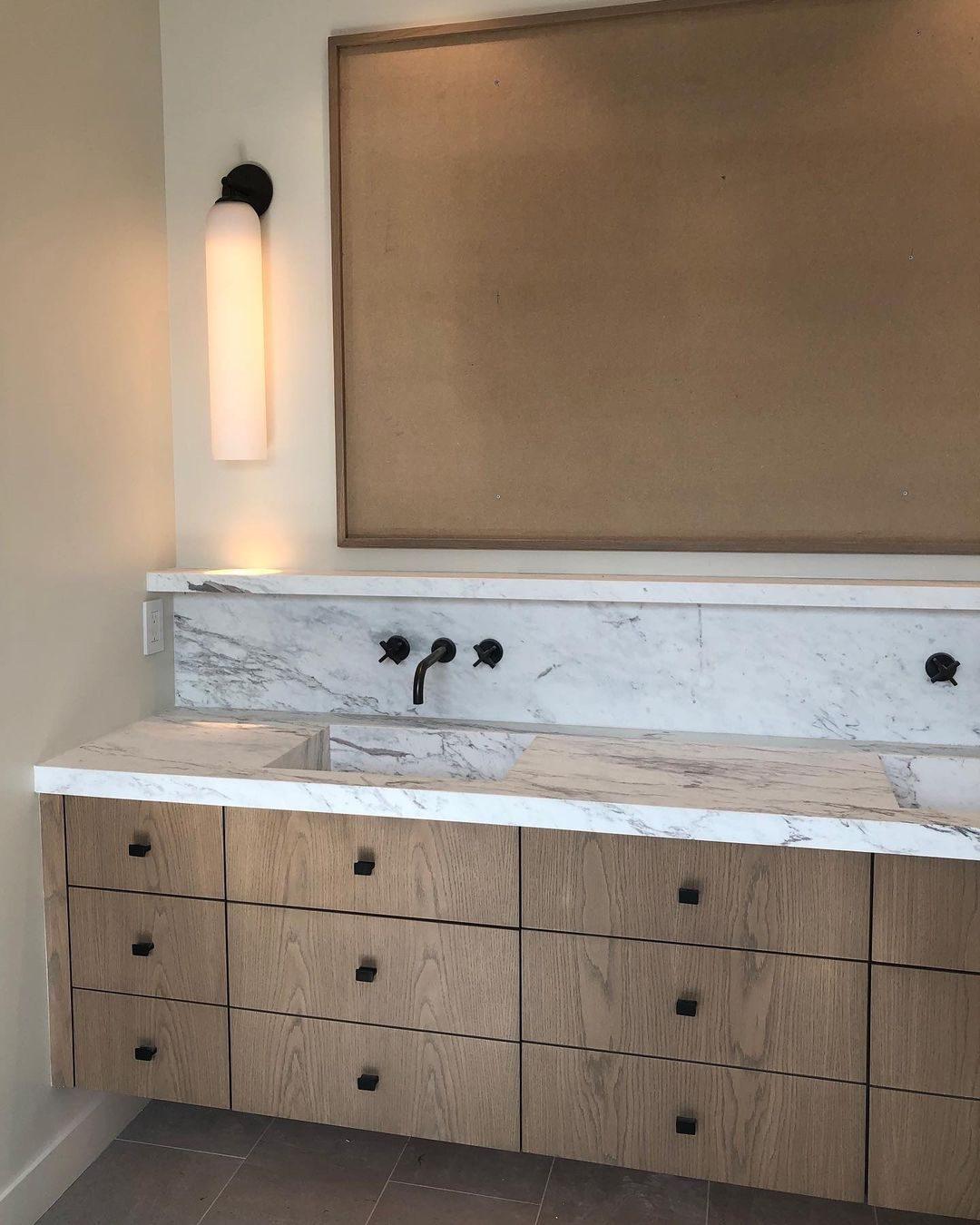 Elegant Art Glass Sconce with LED Lighting and Unique Design