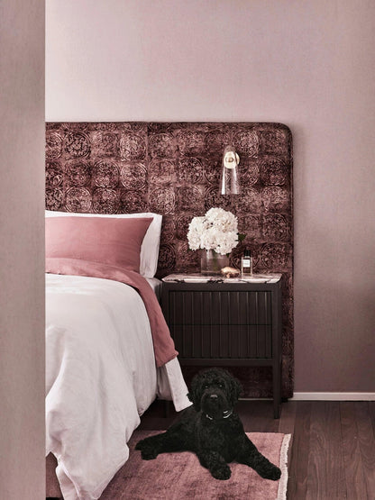 Elegant Conical Glass Wall Lamp - Soft Ambient Lighting & Energy Effic