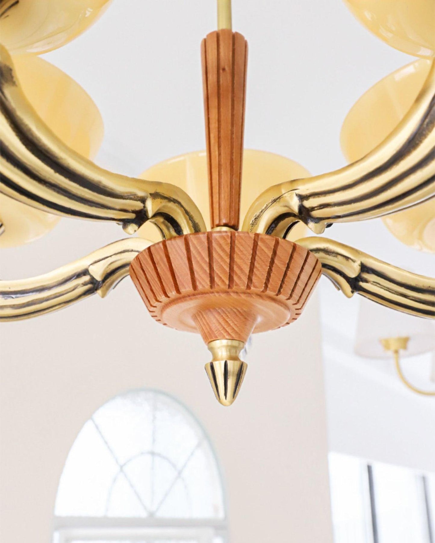 Ascher Modern Chandelier - Adjustable Height, Elegant Design