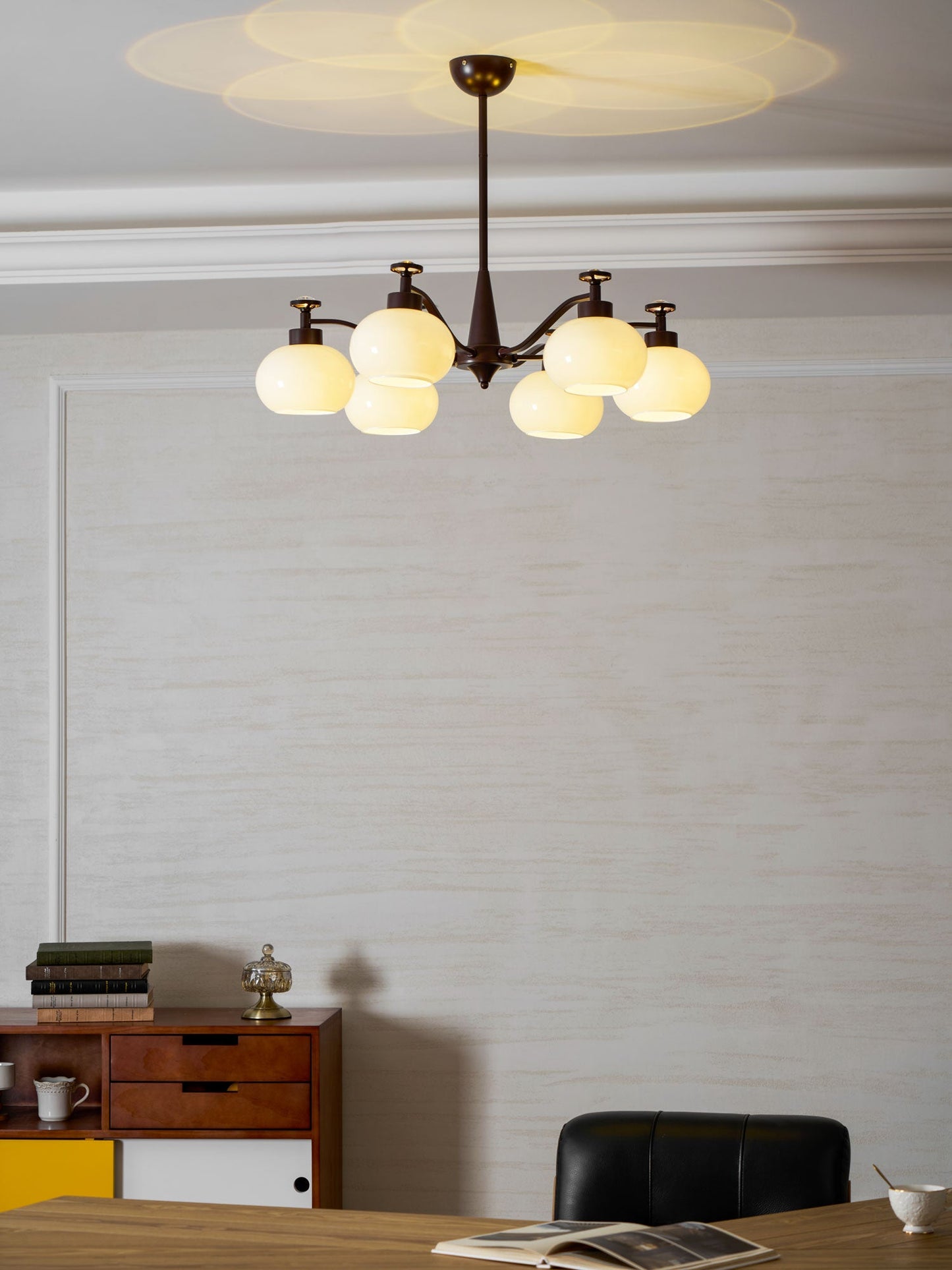 Astrid Chandelier - Elegant Design with Adjustable Brightness & Energy