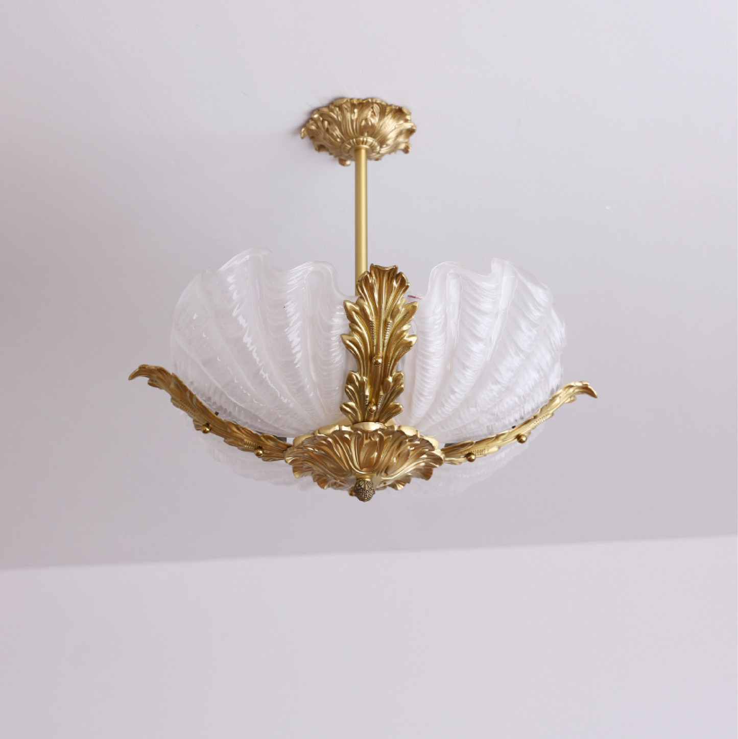 Aurelia Shell Chandelier - Elegant Design with Adjustable Height & LED