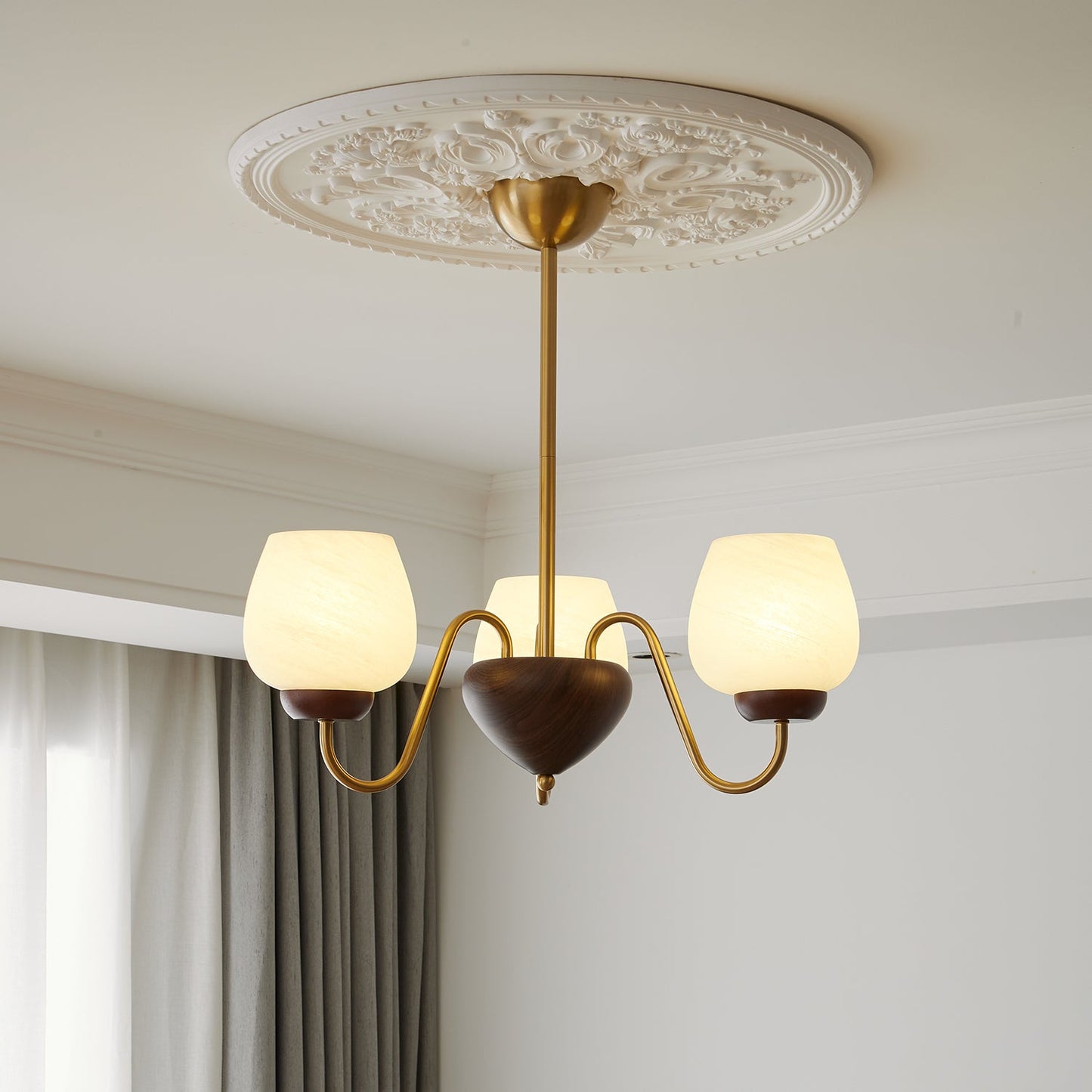 Aurorium Chandelier - Elegant Crystal Design with Adjustable Height