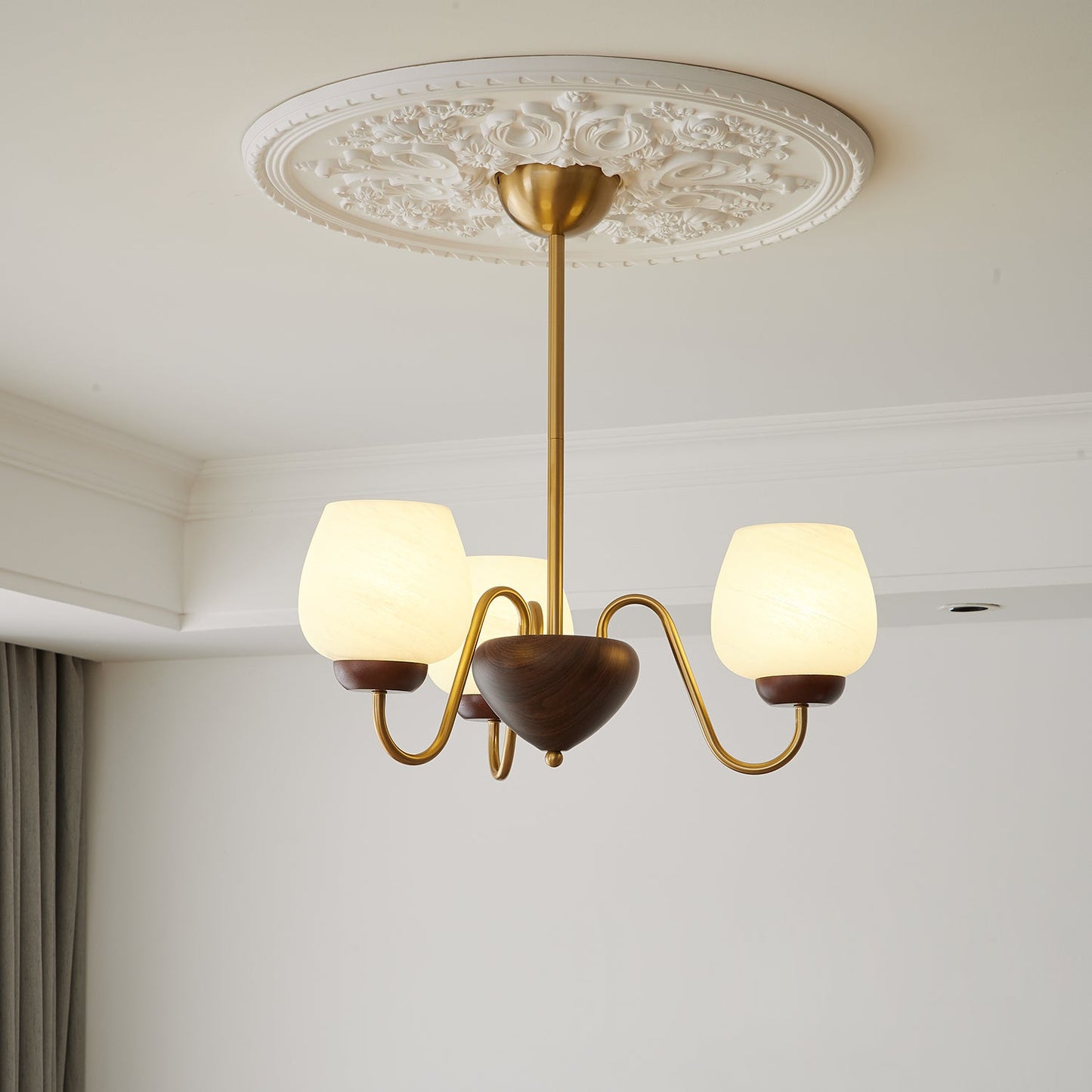 Aurorium Chandelier - Elegant Crystal Design with Adjustable Height