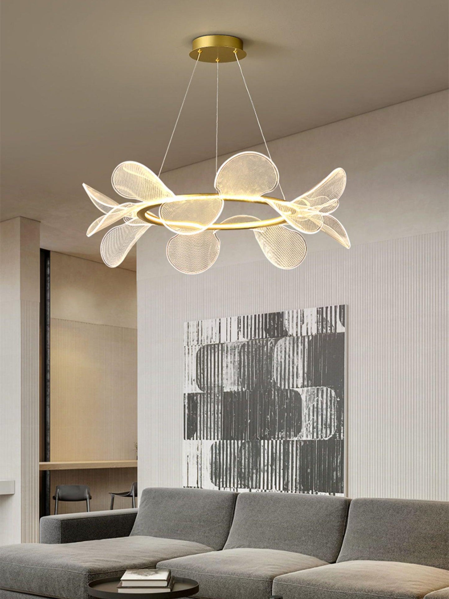 Bain Flying Flowers Chandelier - Elegant Floral Design with Adjustable