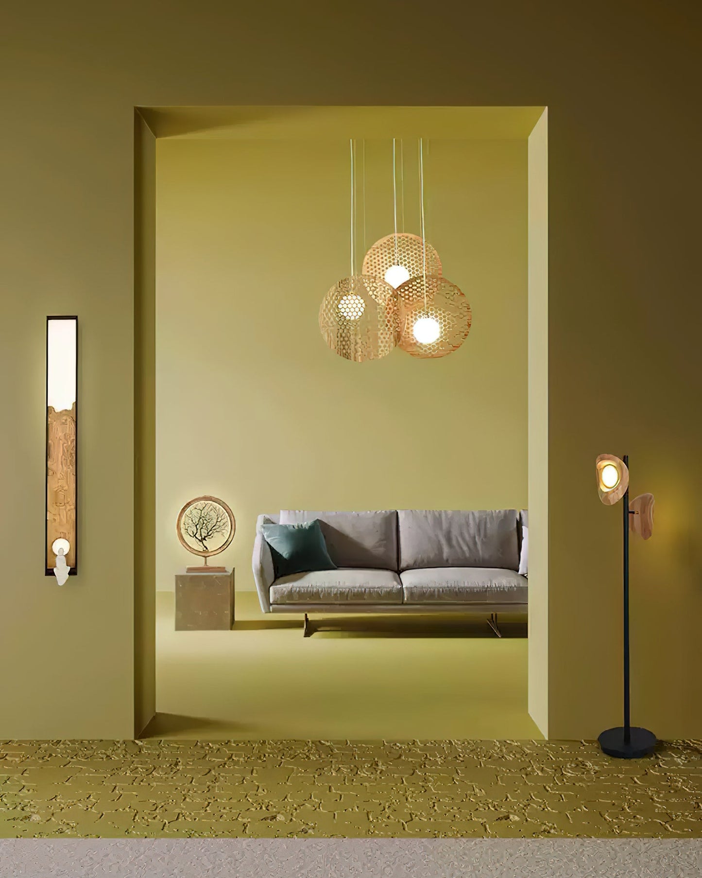 Elegant Bee Plate Chandelier - Adjustable Brightness & Energy Efficien