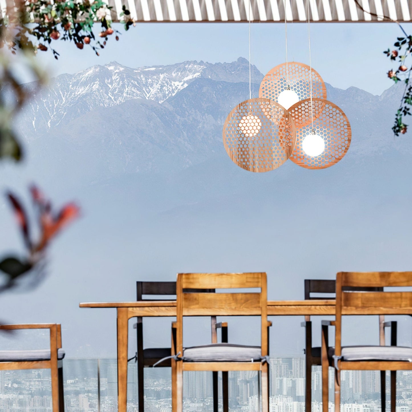 Elegant Bee Plate Chandelier - Adjustable Brightness & Energy Efficien