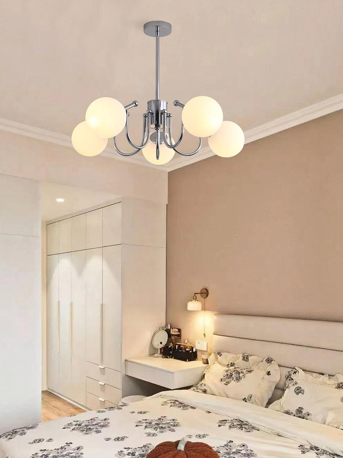 Bianca Chandelier - Elegant Lighting Fixture with Adjustable Height &