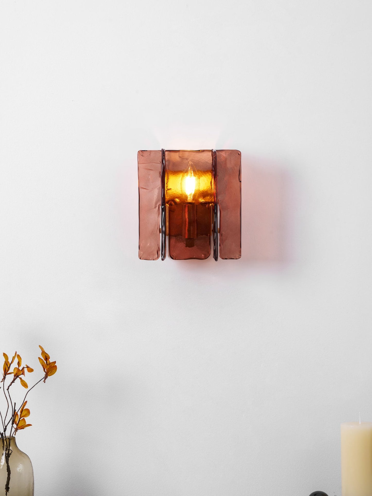Blason Wall Light - Adjustable LED, Modern Design for Indoor Spaces