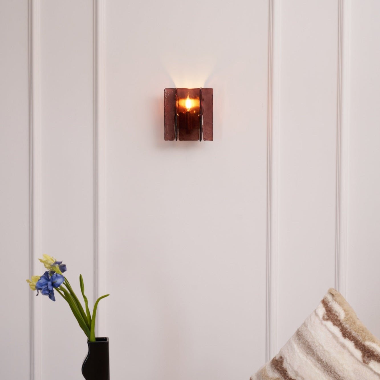 Blason Wall Light - Adjustable LED, Modern Design for Indoor Spaces