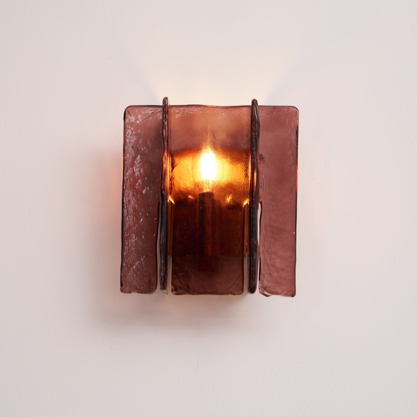Blason Wall Light - Adjustable LED, Modern Design for Indoor Spaces