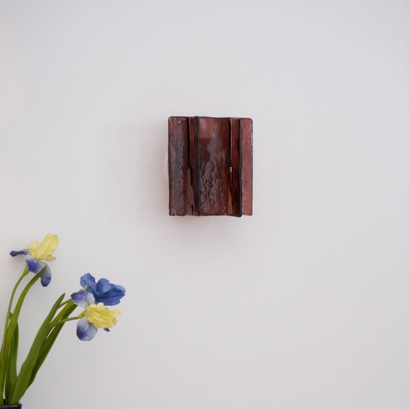 Blason Wall Light - Adjustable LED, Modern Design for Indoor Spaces