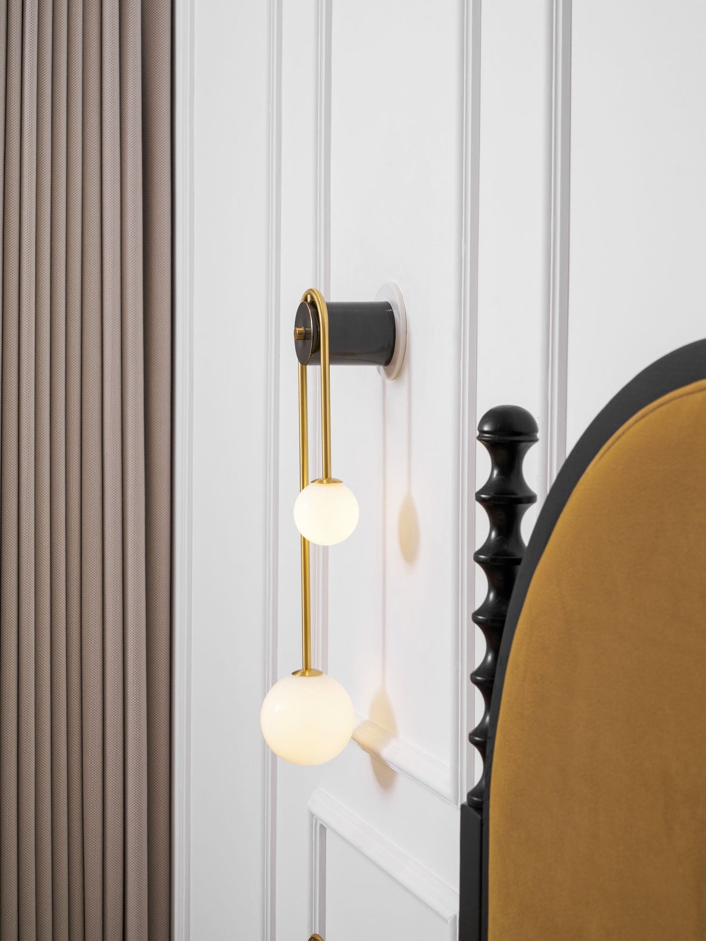 Brass Arc Wall Light - Adjustable Arm & Energy-Efficient LED Design