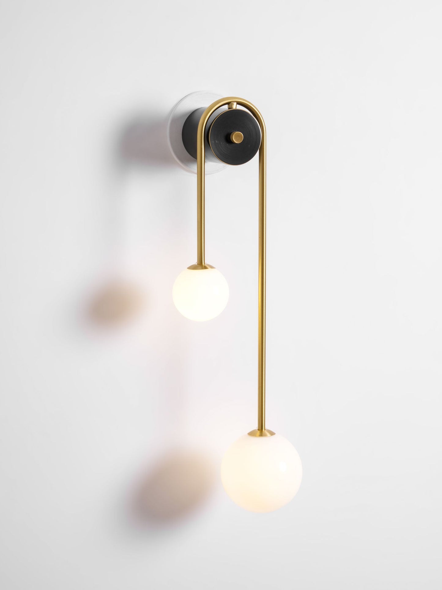 Brass Arc Wall Light - Adjustable Arm & Energy-Efficient LED Design