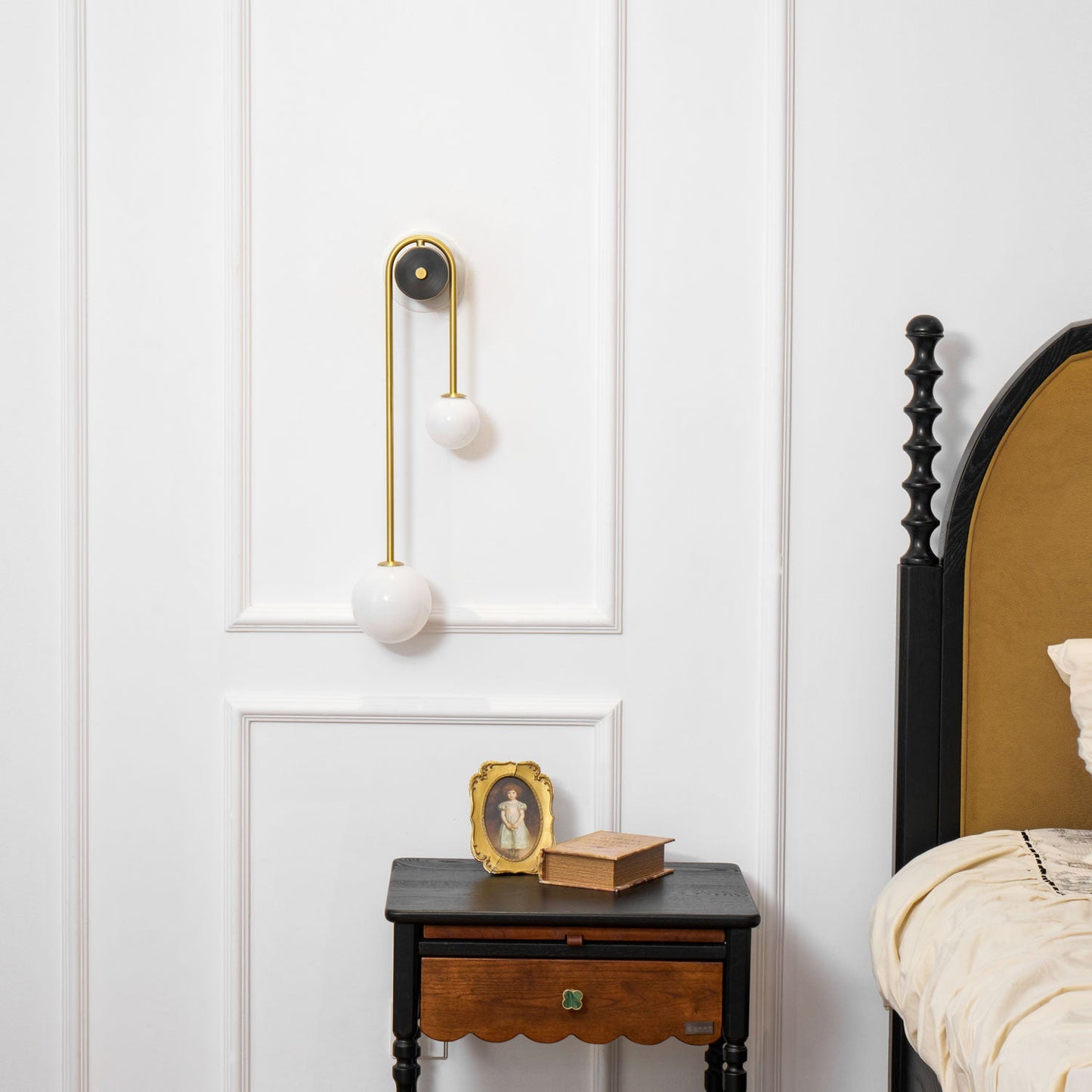 Brass Arc Wall Light - Adjustable Arm & Energy-Efficient LED Design
