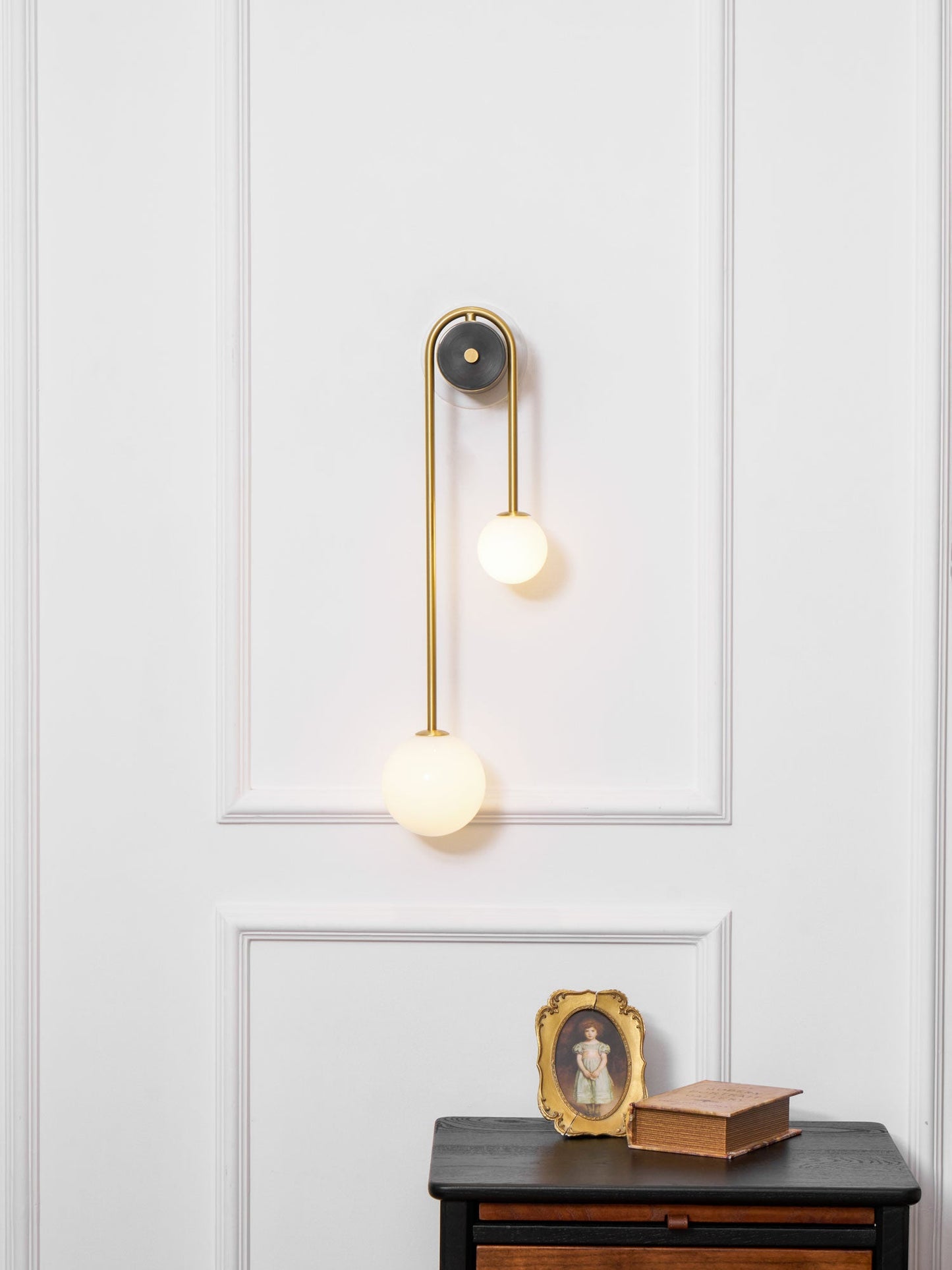Brass Arc Wall Light - Adjustable Arm & Energy-Efficient LED Design