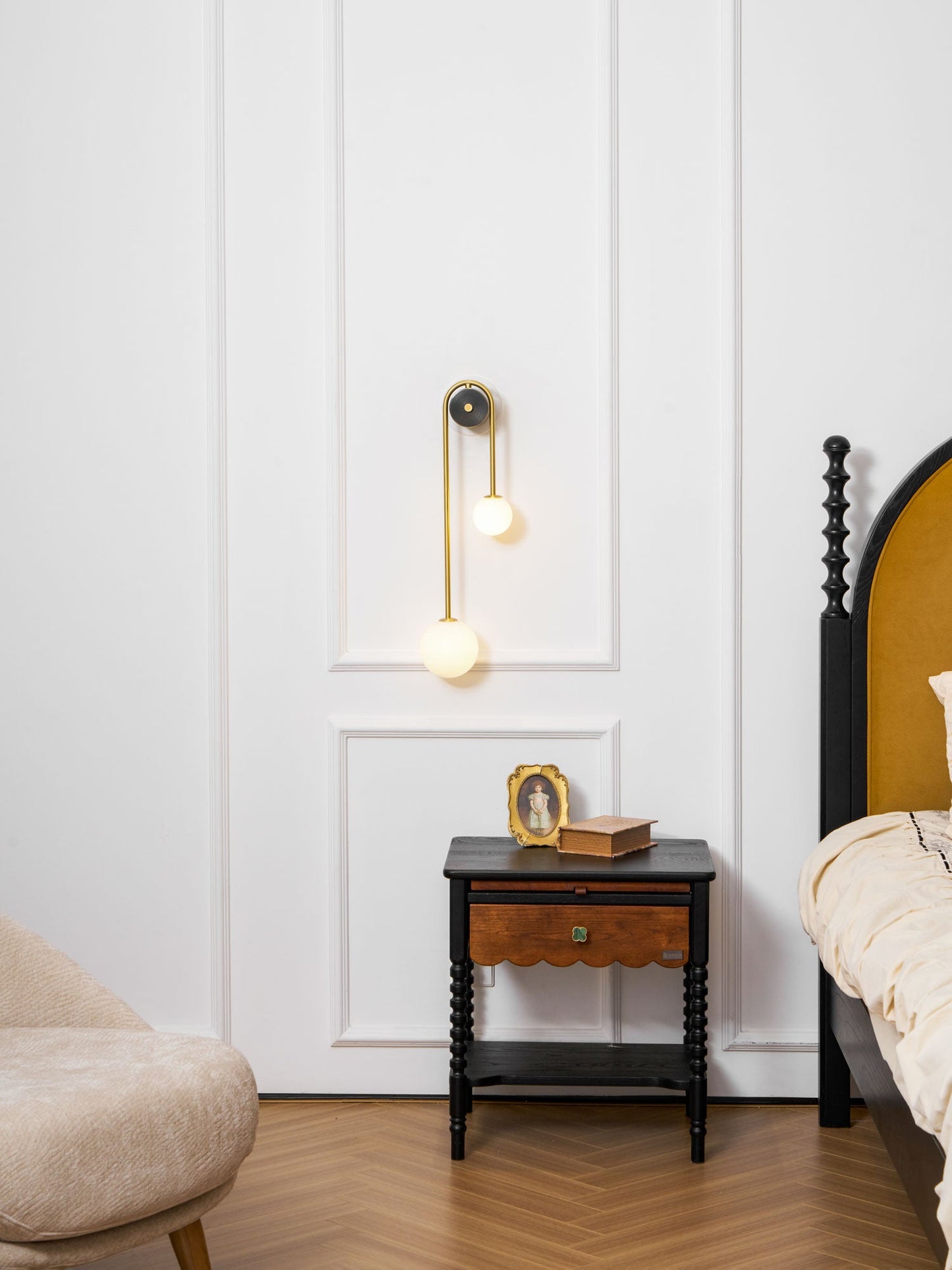 Brass Arc Wall Light - Adjustable Arm & Energy-Efficient LED Design