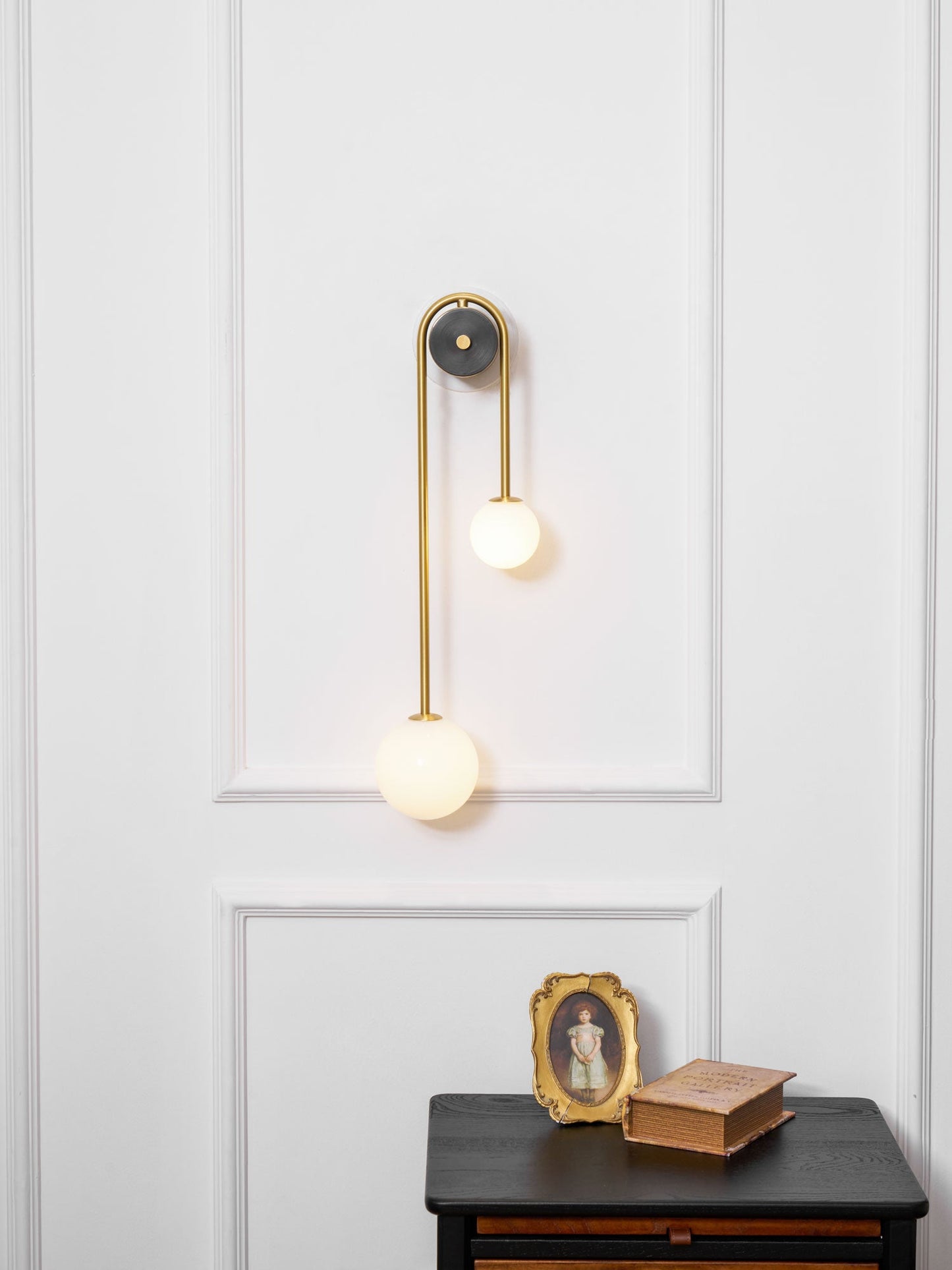 Brass Arc Wall Light - Adjustable Arm & Energy-Efficient LED Design
