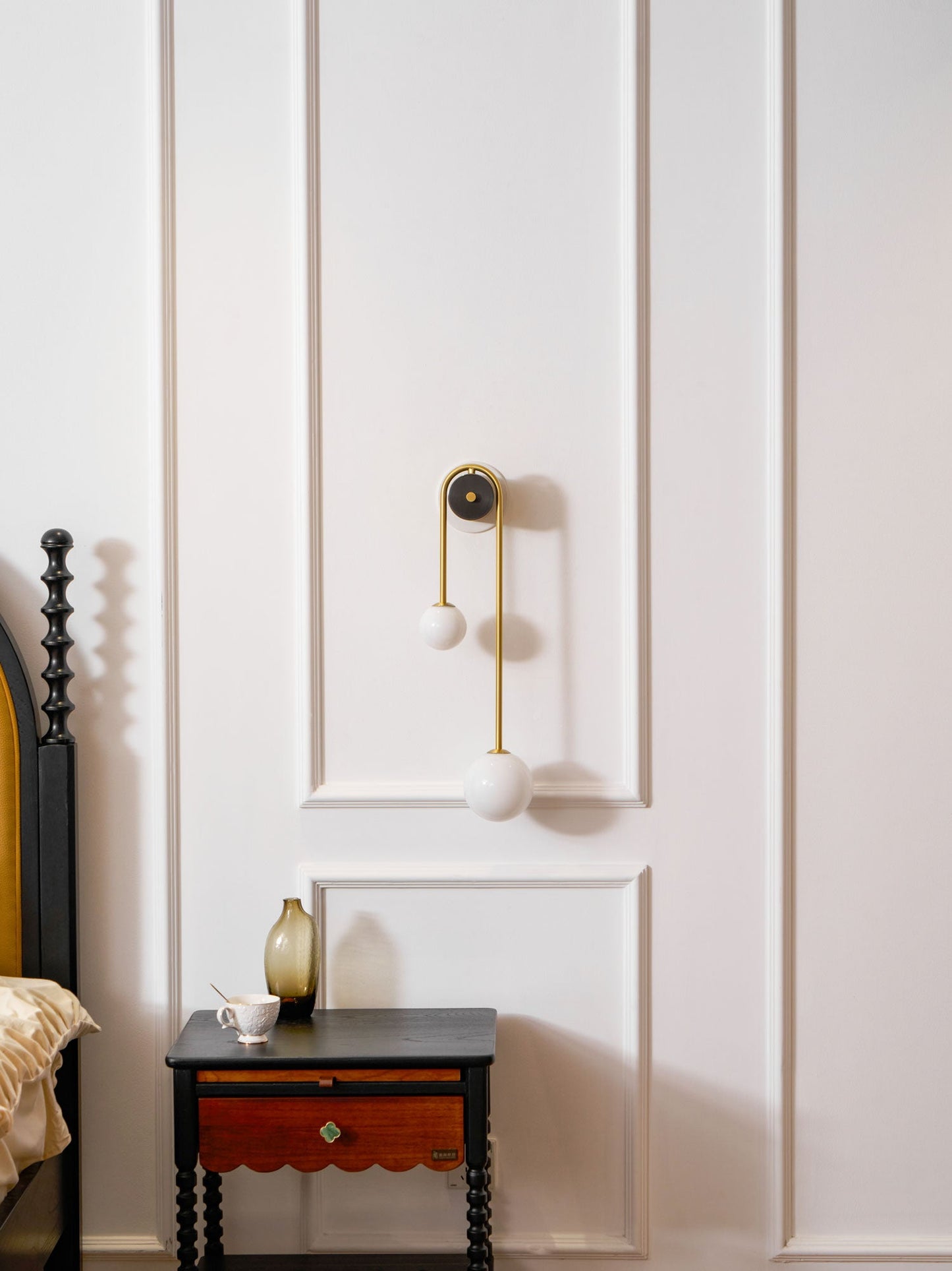 Brass Arc Wall Light - Adjustable Arm & Energy-Efficient LED Design