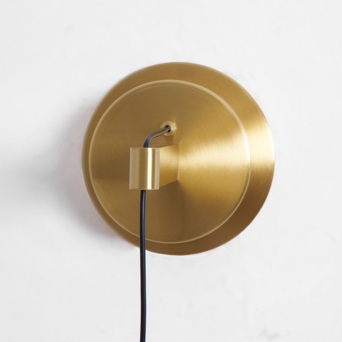 Brass Line Wall Light - Adjustable Angle & Energy-Efficient LED