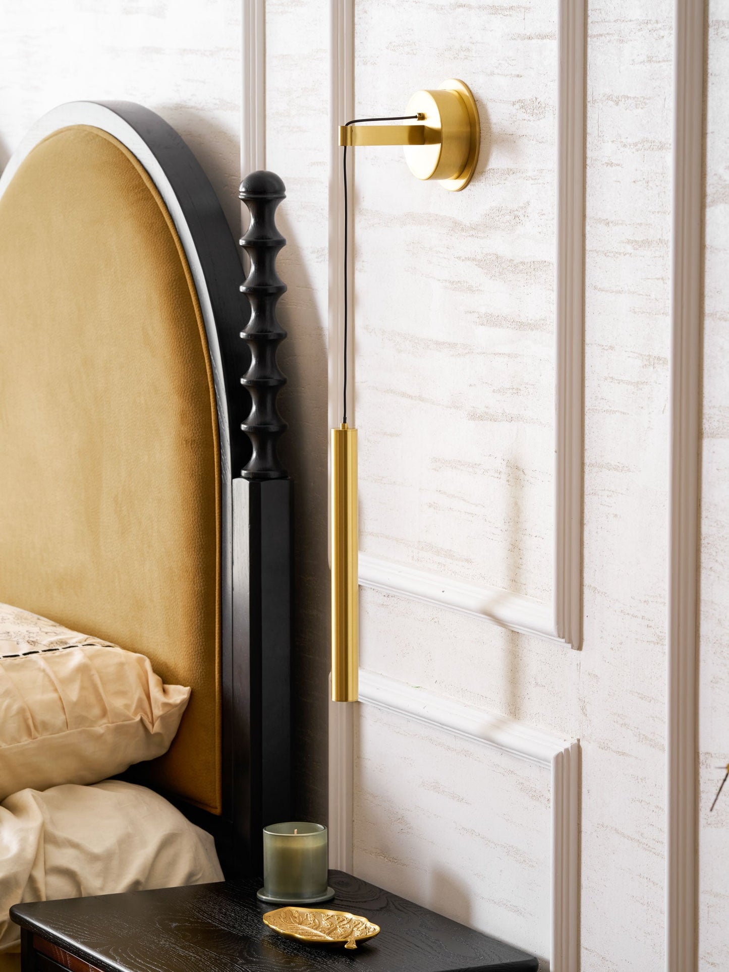 Brass Line Wall Light - Adjustable Angle & Energy-Efficient LED