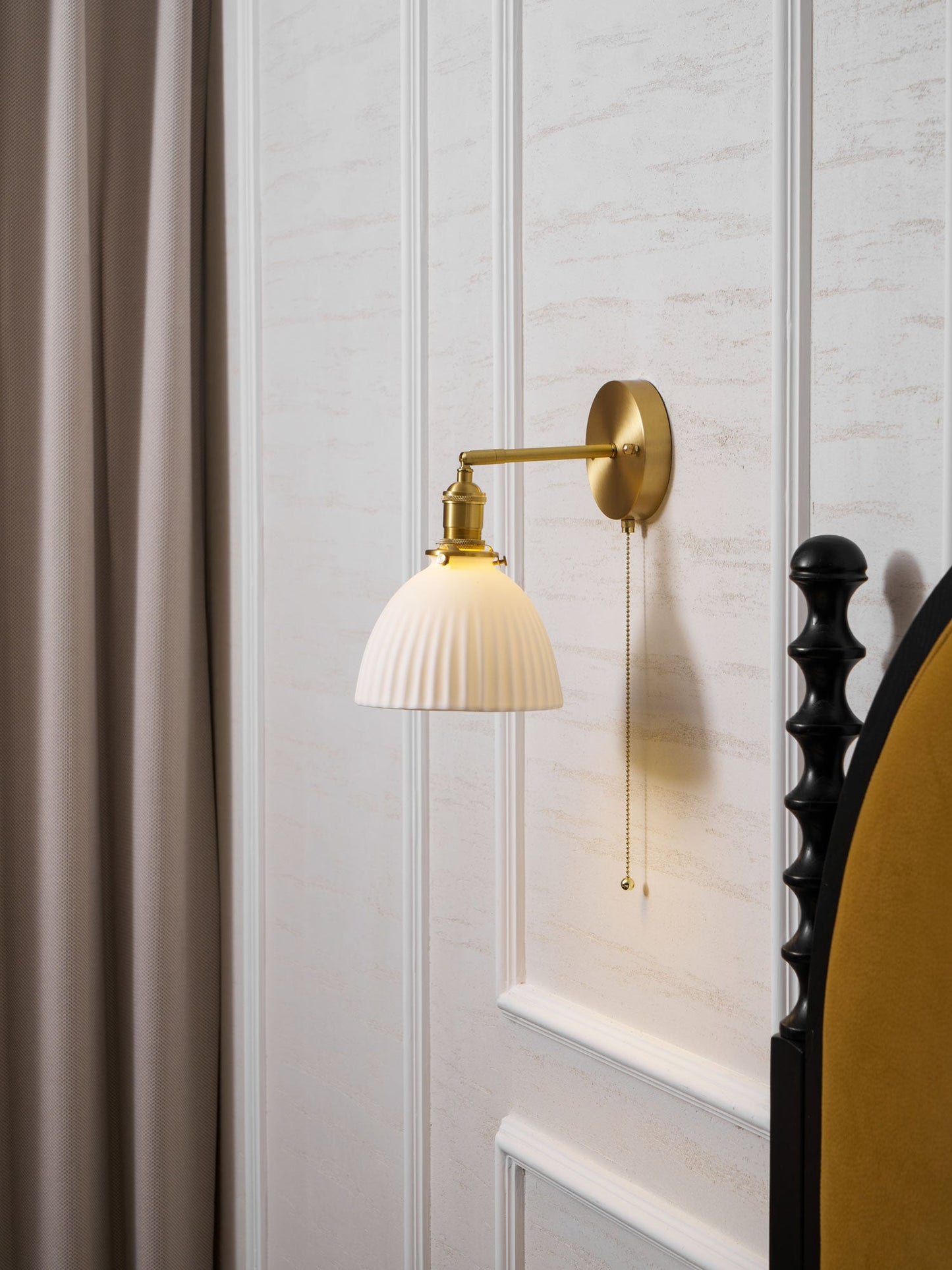 Brass Pleated Ceramic Wall Lamp - Elegant Design with Adjustable Light