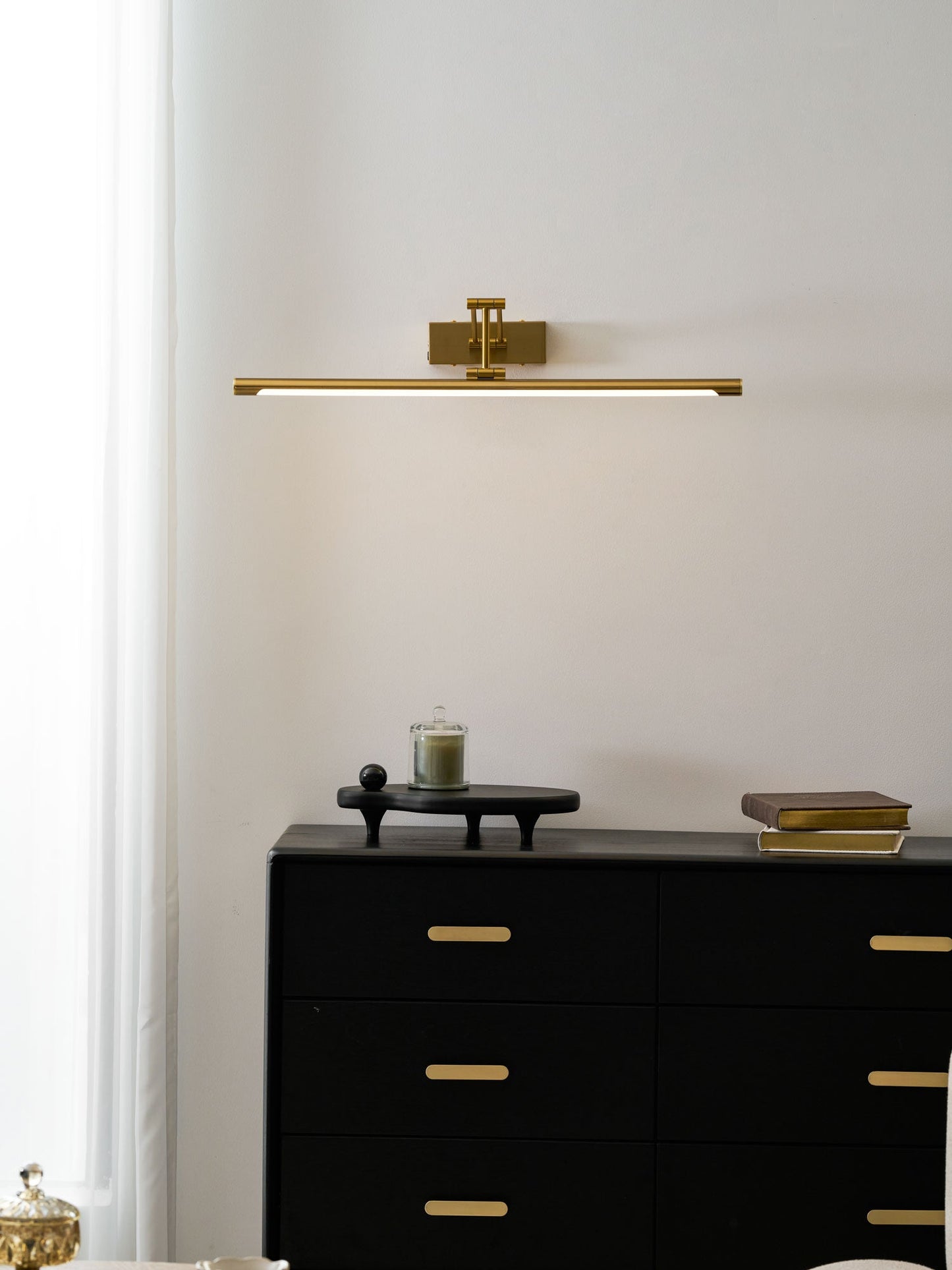 Brillan Rechargeable Wall Light - Dimmable, Energy Efficient Design