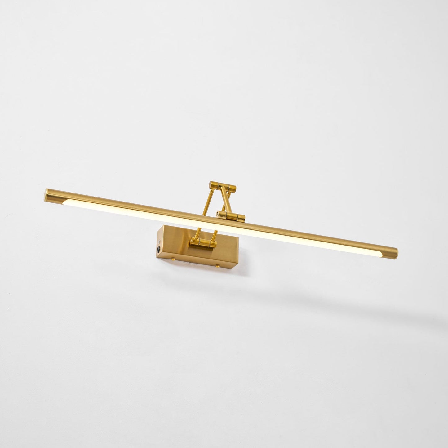 Brillan Rechargeable Wall Light - Dimmable, Energy Efficient Design