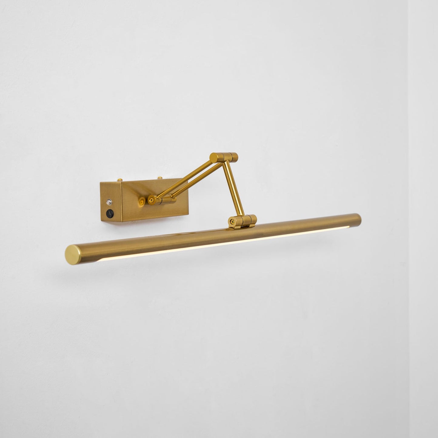 Brillan Rechargeable Wall Light - Dimmable, Energy Efficient Design
