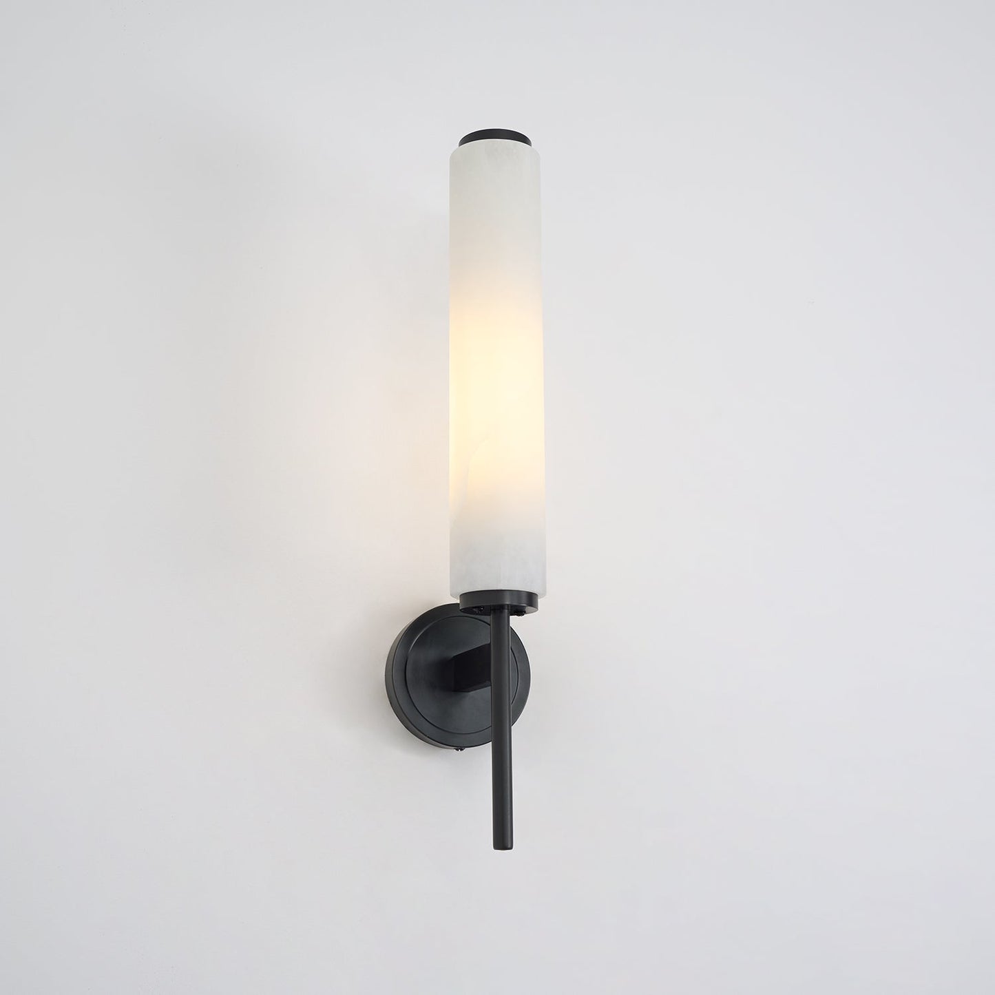 Brindisi Alabaster Wall Sconce - Elegant Lighting with Adjustable Brig
