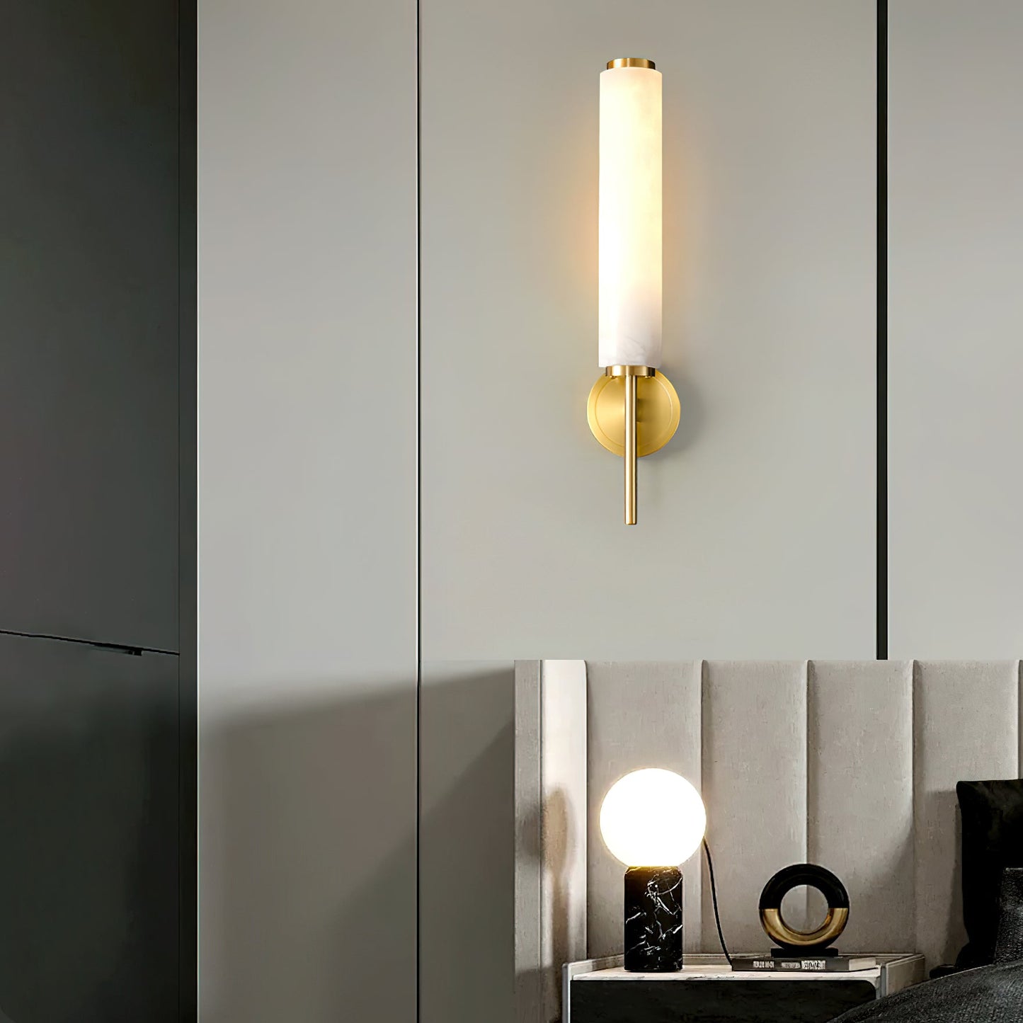 Brindisi Alabaster Wall Sconce - Elegant Lighting with Adjustable Brig