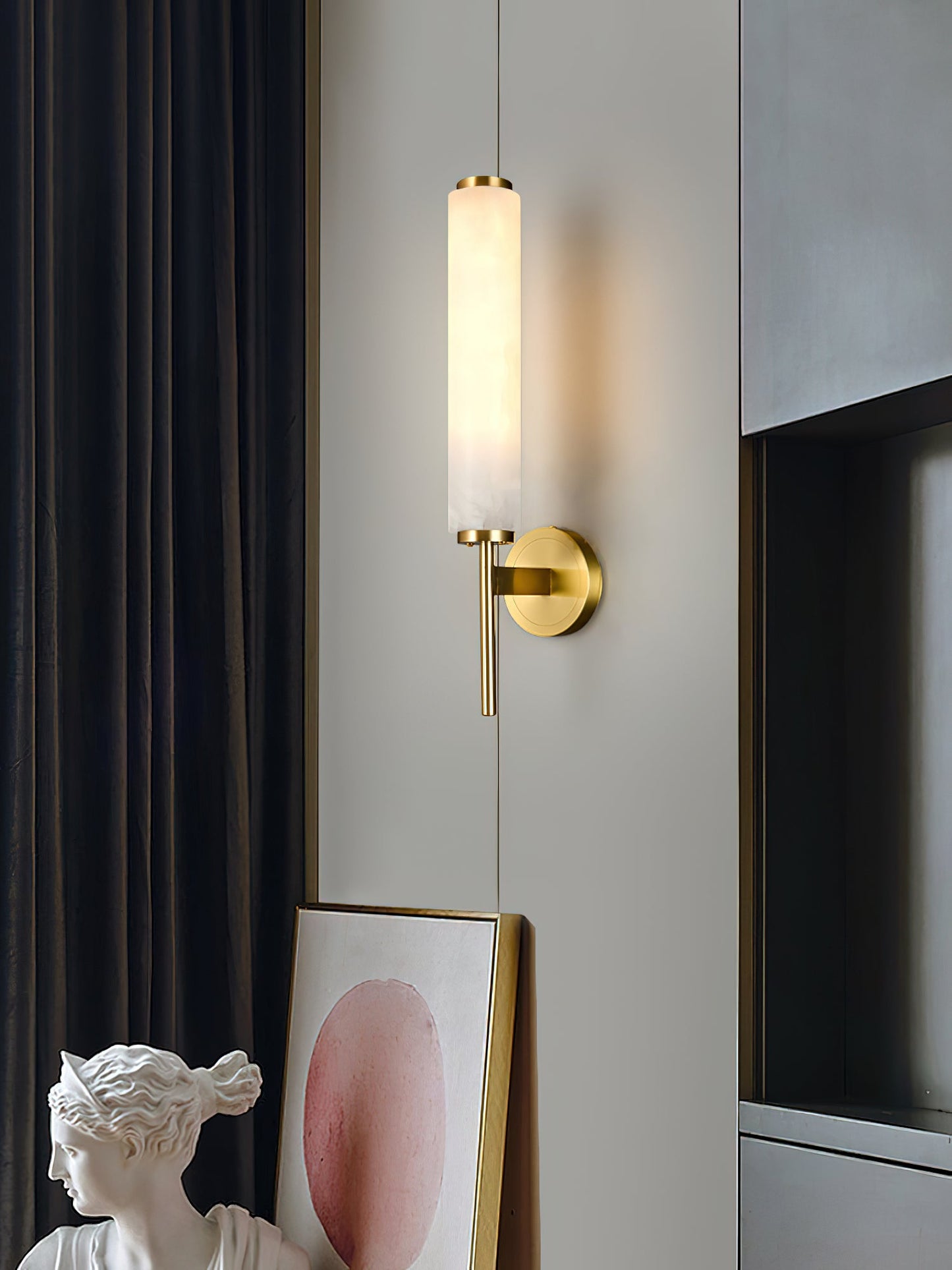 Brindisi Alabaster Wall Sconce - Elegant Lighting with Adjustable Brig