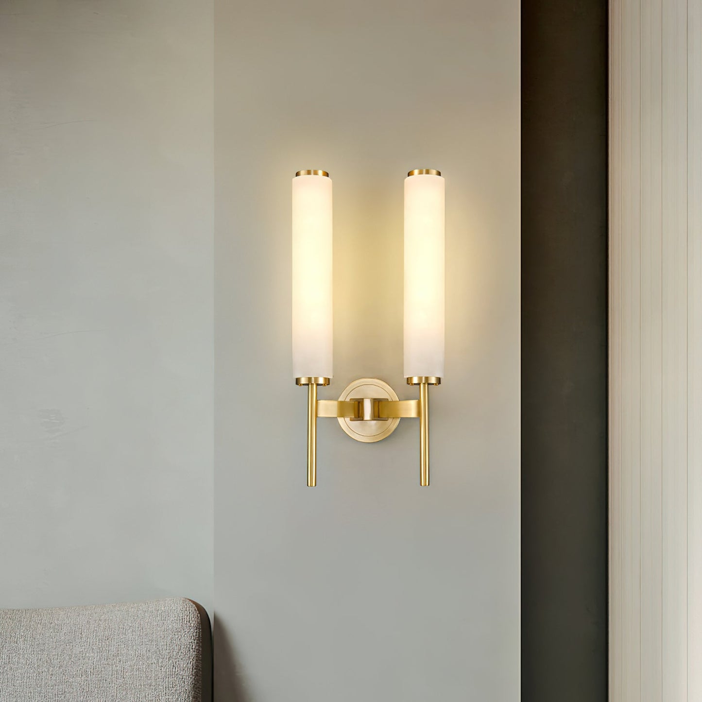 Brindisi Alabaster Wall Sconce - Elegant Lighting with Adjustable Brig