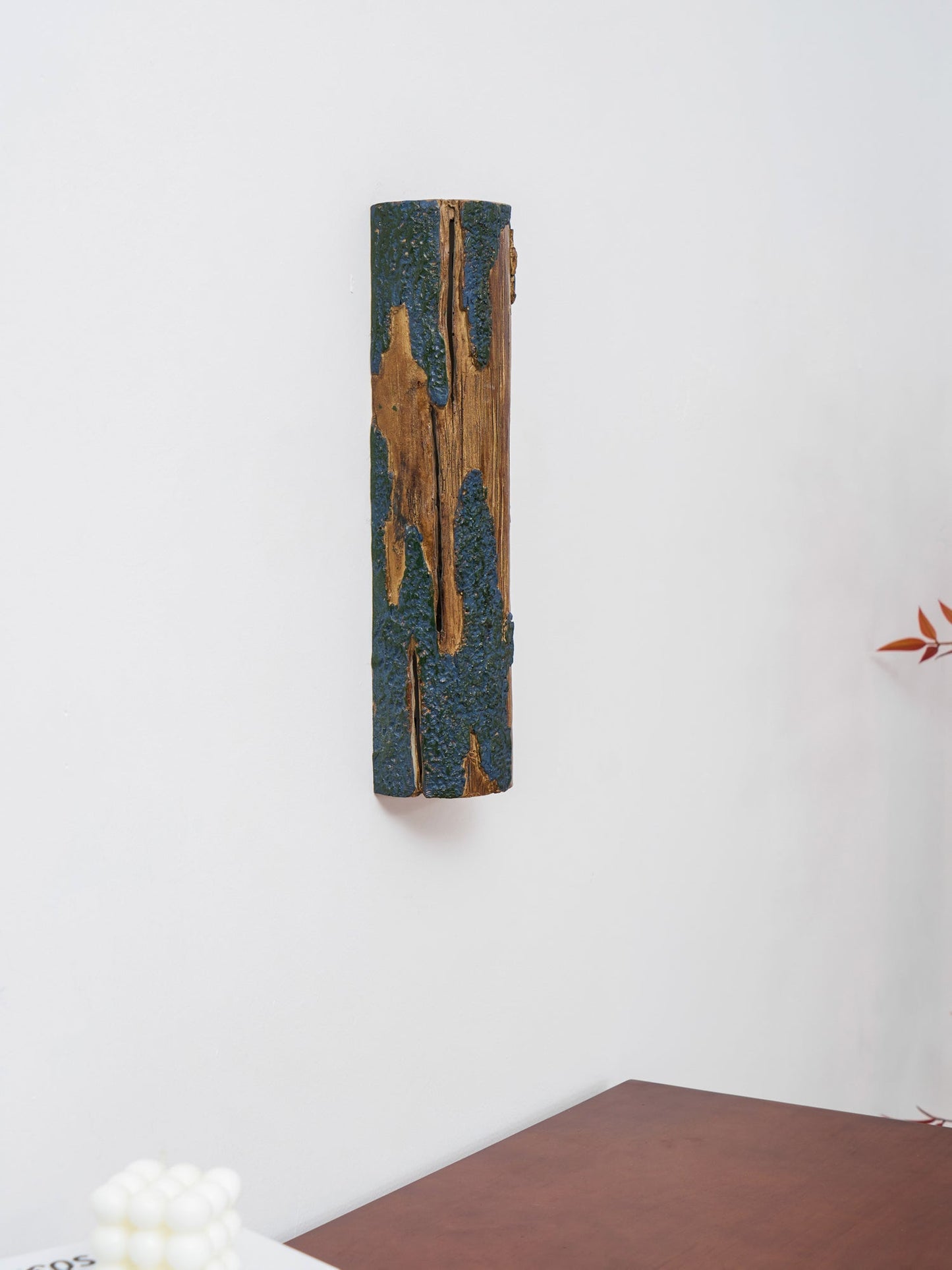 Broken Bark Wall Light - Outdoor Waterproof, Energy-Efficient LED Desi
