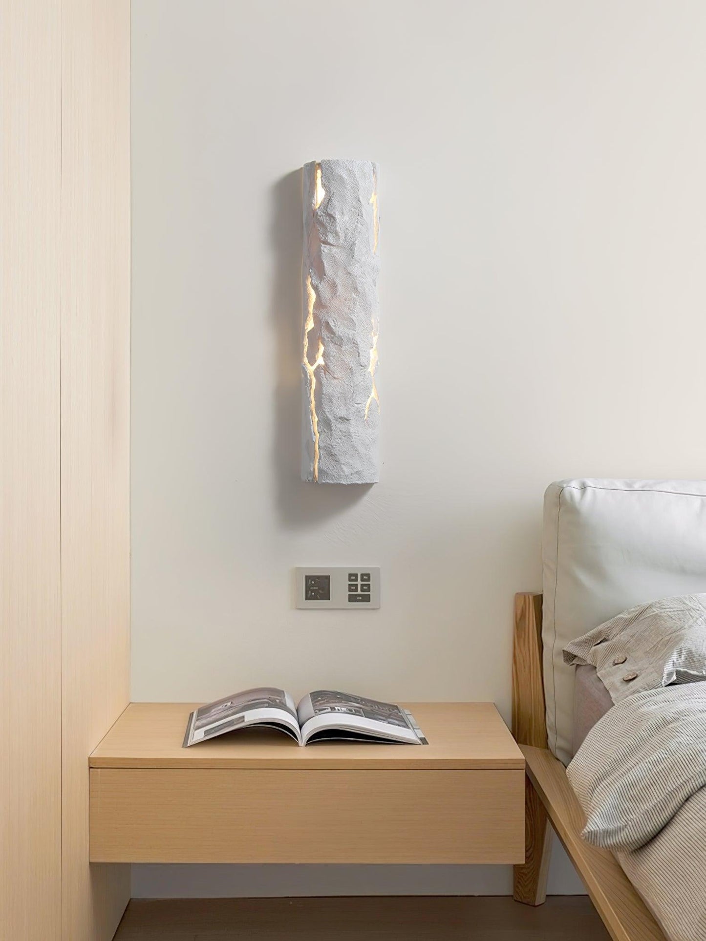 Broken Bark Wall Light - Outdoor Waterproof, Energy-Efficient LED Desi