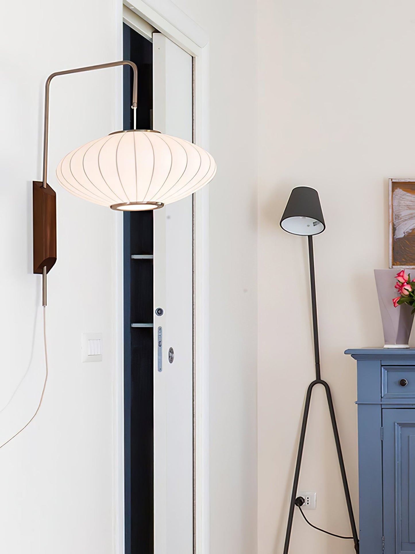 Bubble Ball Wall Sconce - Modern Design with LED Lighting & Adjustable