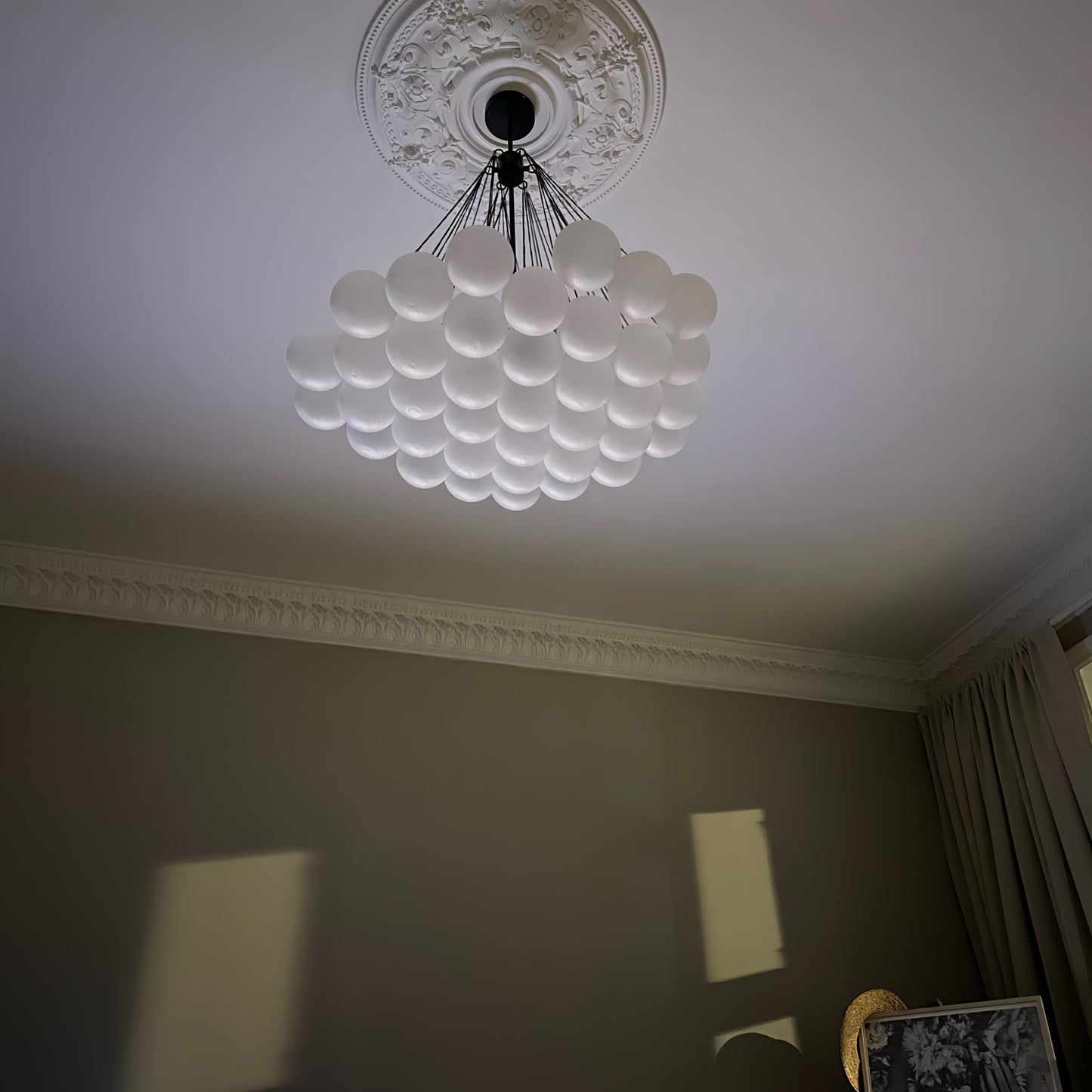 Modern Bubble Chandelier - Elegant Design with Adjustable Height & LED