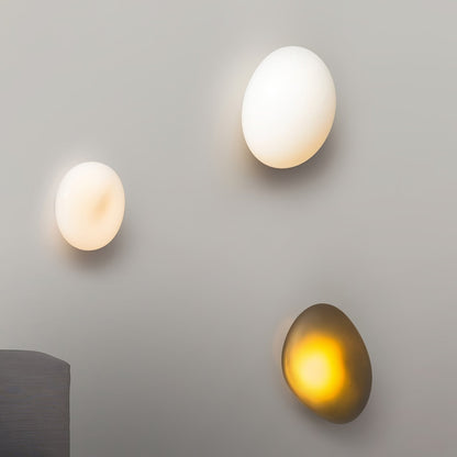 Elegant Bubble Glass Wall Lamp with Adjustable Brightness & Unique Des