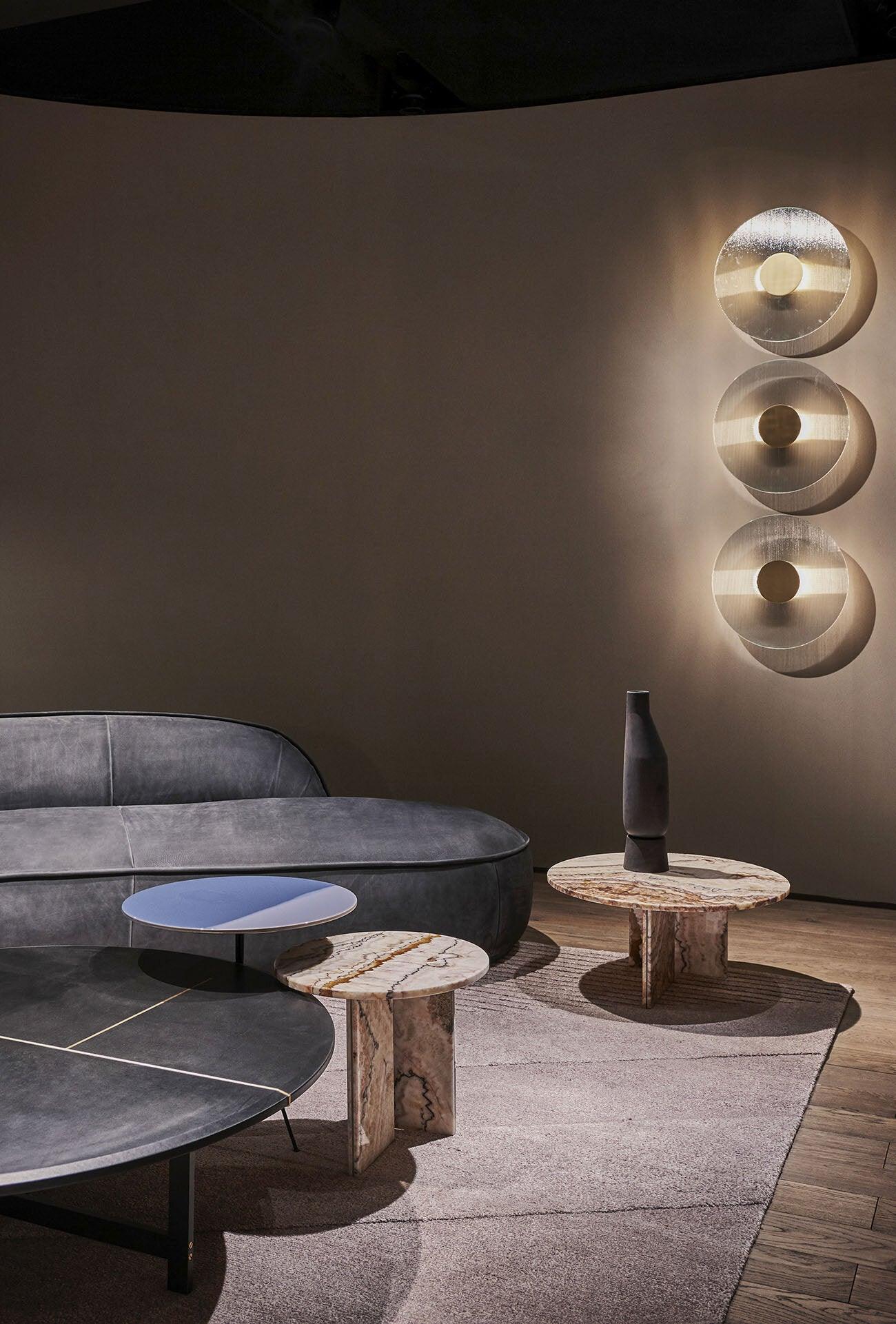 Modern Button Wall Lamp - Adjustable Brightness & Energy Efficient Des