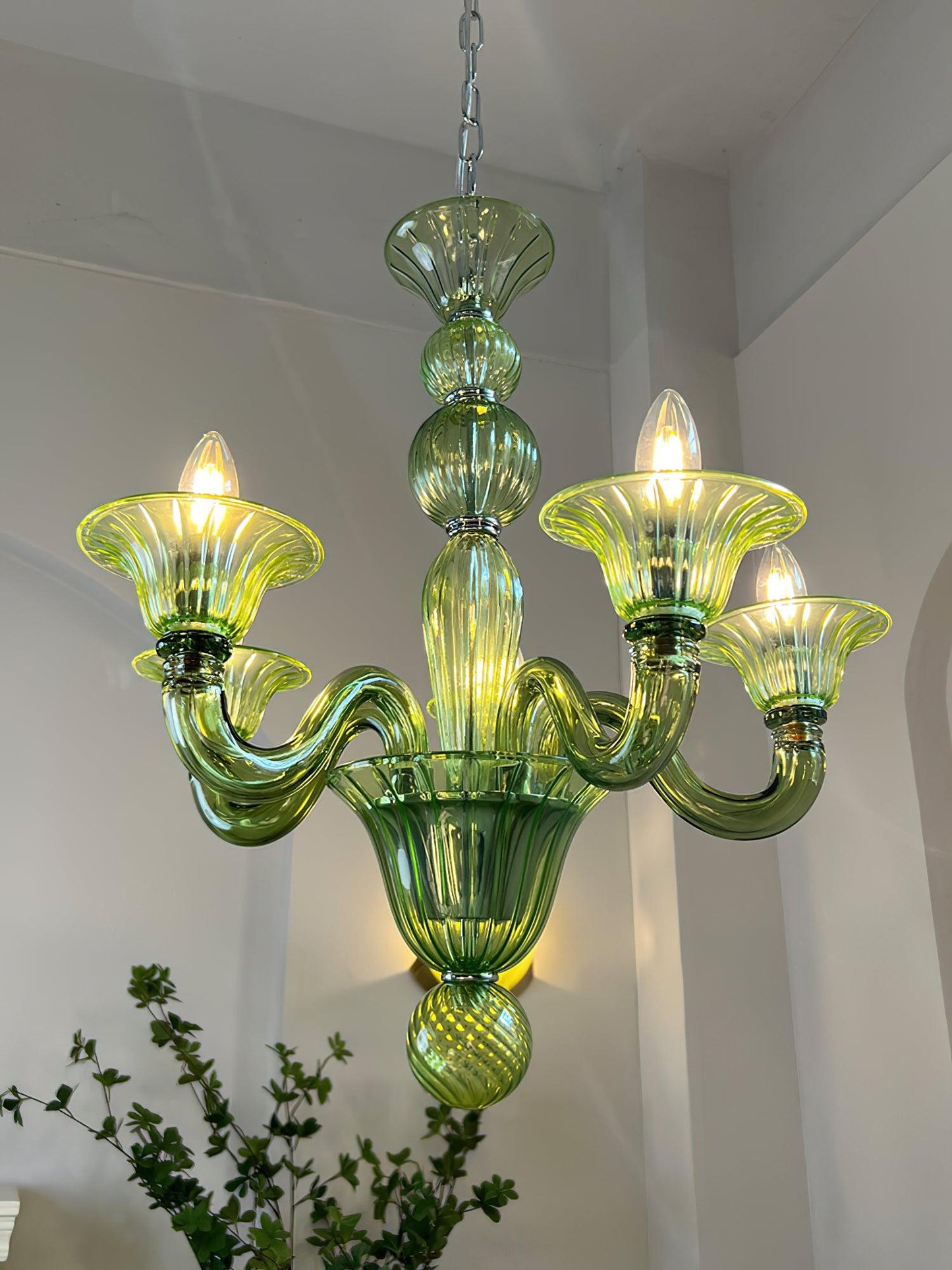 Calle Rafina Chandelier - Elegant Design with Adjustable Height & LED