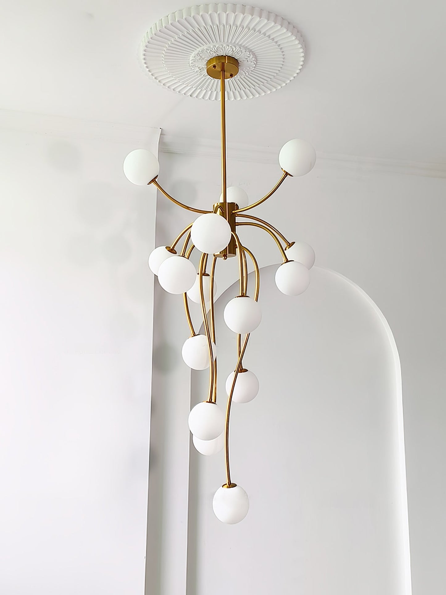 Caroline Chandelier - Elegant Crystal Design with Adjustable Height
