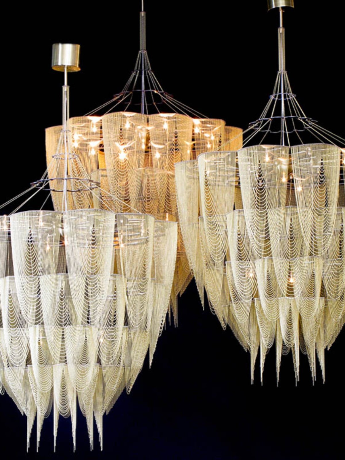 Cascade Aluminum Chain Chandelier - Modern Design with Adjustable Heig