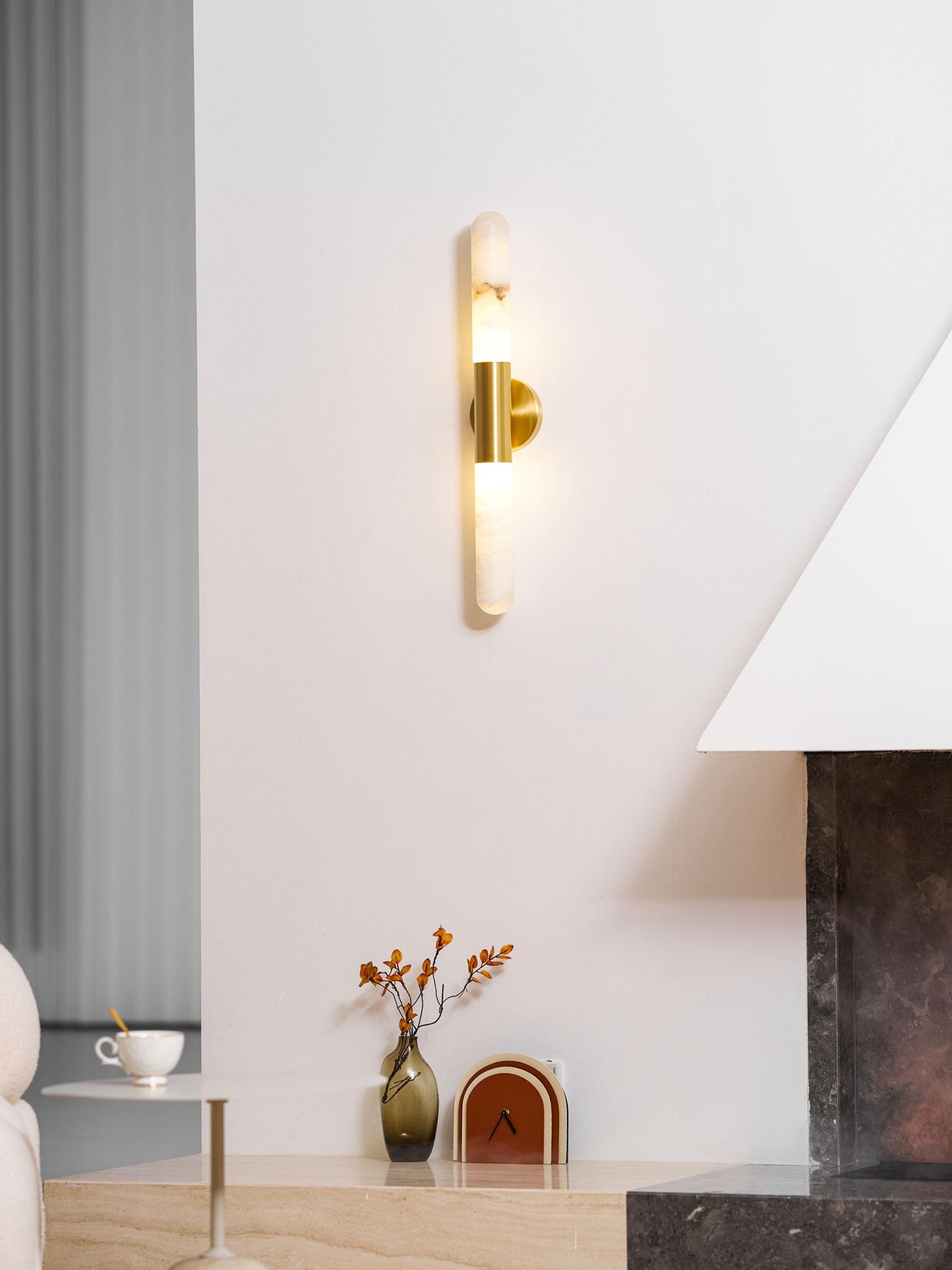Cavoya Alabaster Wall Light – Elegant Design, Energy Efficient LED
