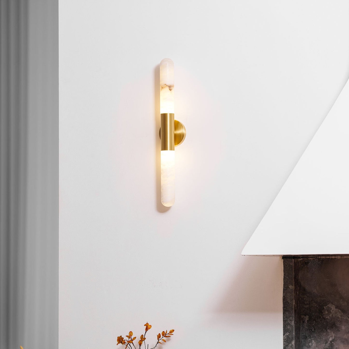 Cavoya Alabaster Wall Light – Elegant Design, Energy Efficient LED